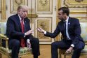 Donaldas Trumpas (kairėje) ir Emmanuelis Macronas (dešinėje)